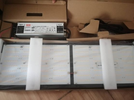 پنل رشد گیاه ۲۴۰ وات سامسونگ مدل Samsung HLG LM301B